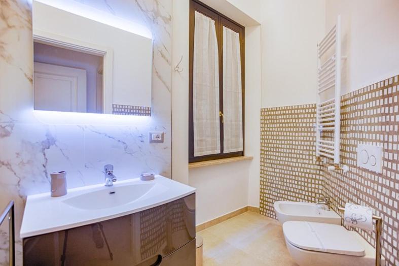 Villino Mari Camere Con Parcheggio Privato Gratuito Ascoli Piceno Exteriör bild