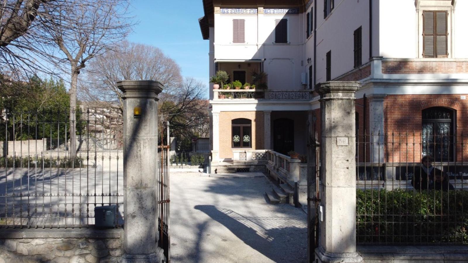 Villino Mari Camere Con Parcheggio Privato Gratuito Ascoli Piceno Exteriör bild