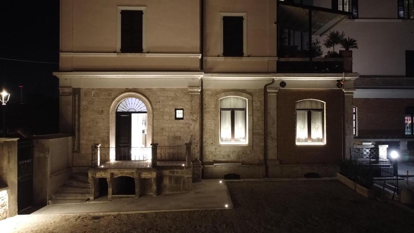 Villino Mari Camere Con Parcheggio Privato Gratuito Ascoli Piceno Exteriör bild